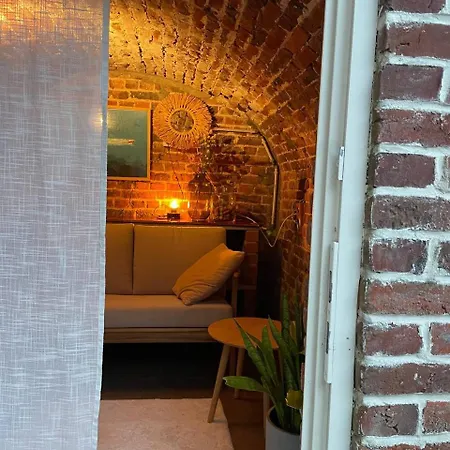 La Canopee Des Arbres, Anna Ellezelles