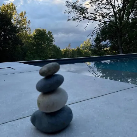 La Canopee Des Arbres, Anna Гостевой дом Ellezelles