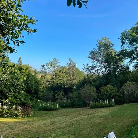 Vendégház La Canopee Des Arbres, Anna 4*